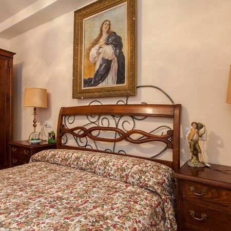 Habitacion Piso Compartido Севілья Екстер'єр фото